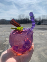 Pouch Glass Apple Rig