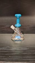 Two Thumbs Color Beaker