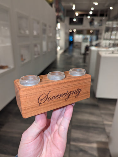 Sovereignty Glass - 3 Hole Stand